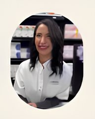 Ghizlaine, préparatrice en pharmacie à la Pharmacie 171 Marseille